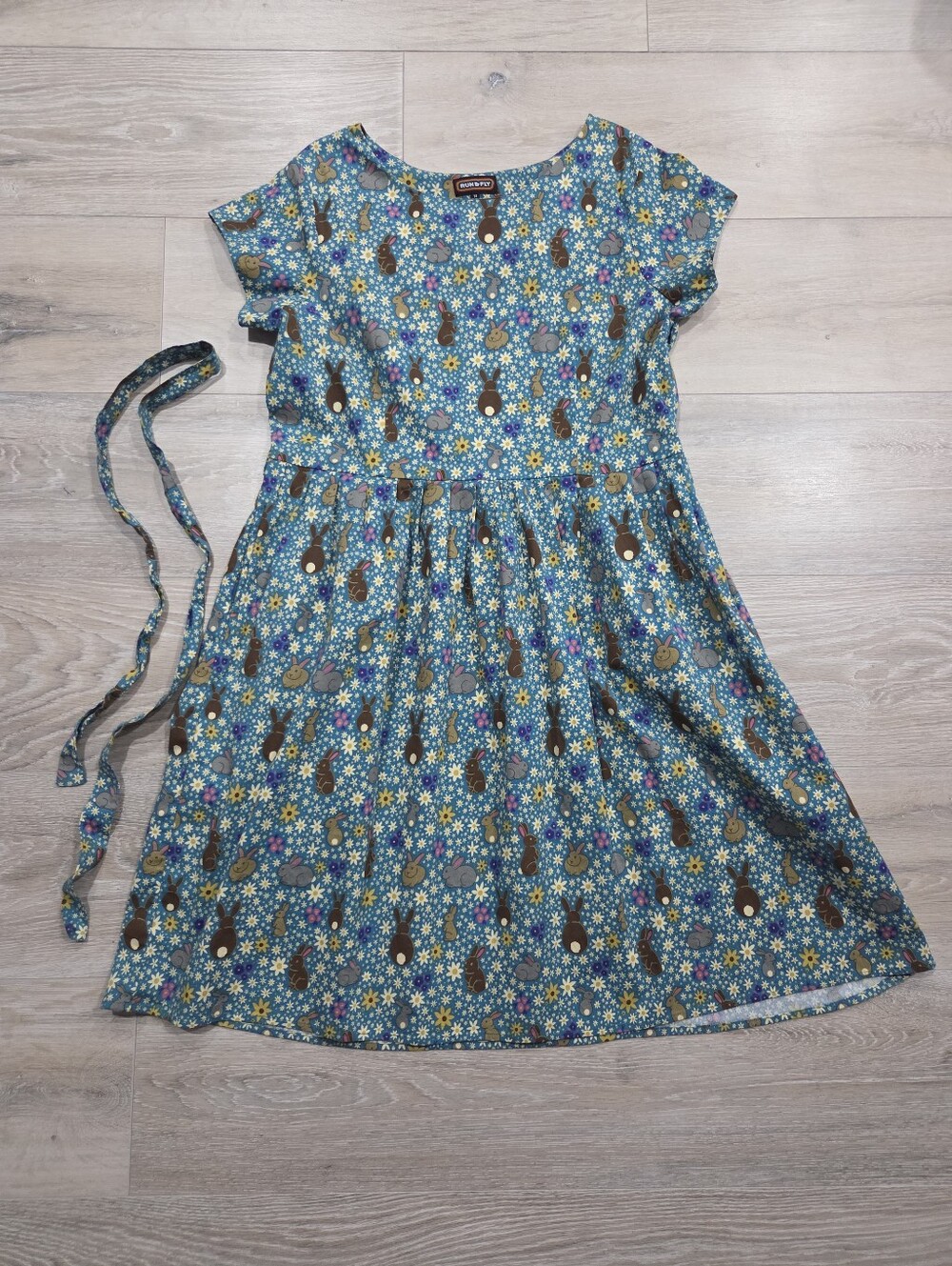 Run & Fly Teal Floral Bunny Rabbit Pattern Dress Size 14